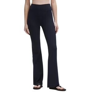 Lululemon Groove High-Rise Flared Pant True Navy Size 6 32.5" Inseam NWT